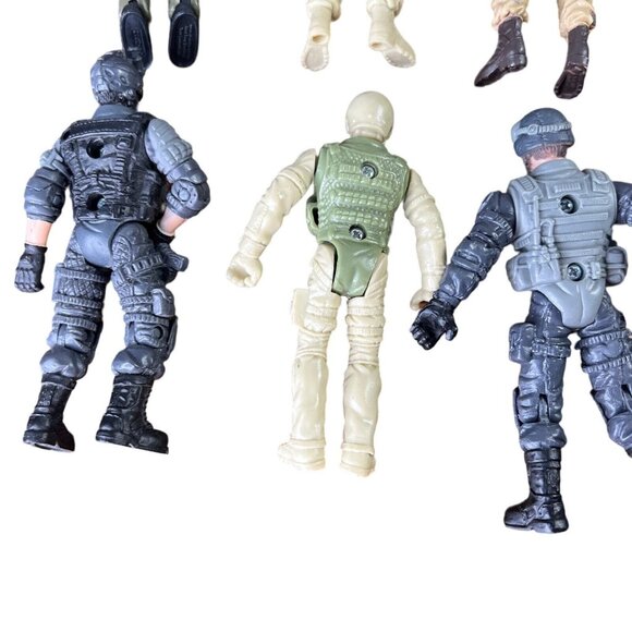 Lot of 9 Military Soldiers 4” Combat Action Figures Chap Mei Wuh Tung Unbranded - Picture 9 of 15